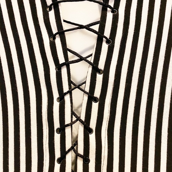 Guess Blk Wht Stripe Tunic Bodycon Dress Mini XS - Picture 4 of 6